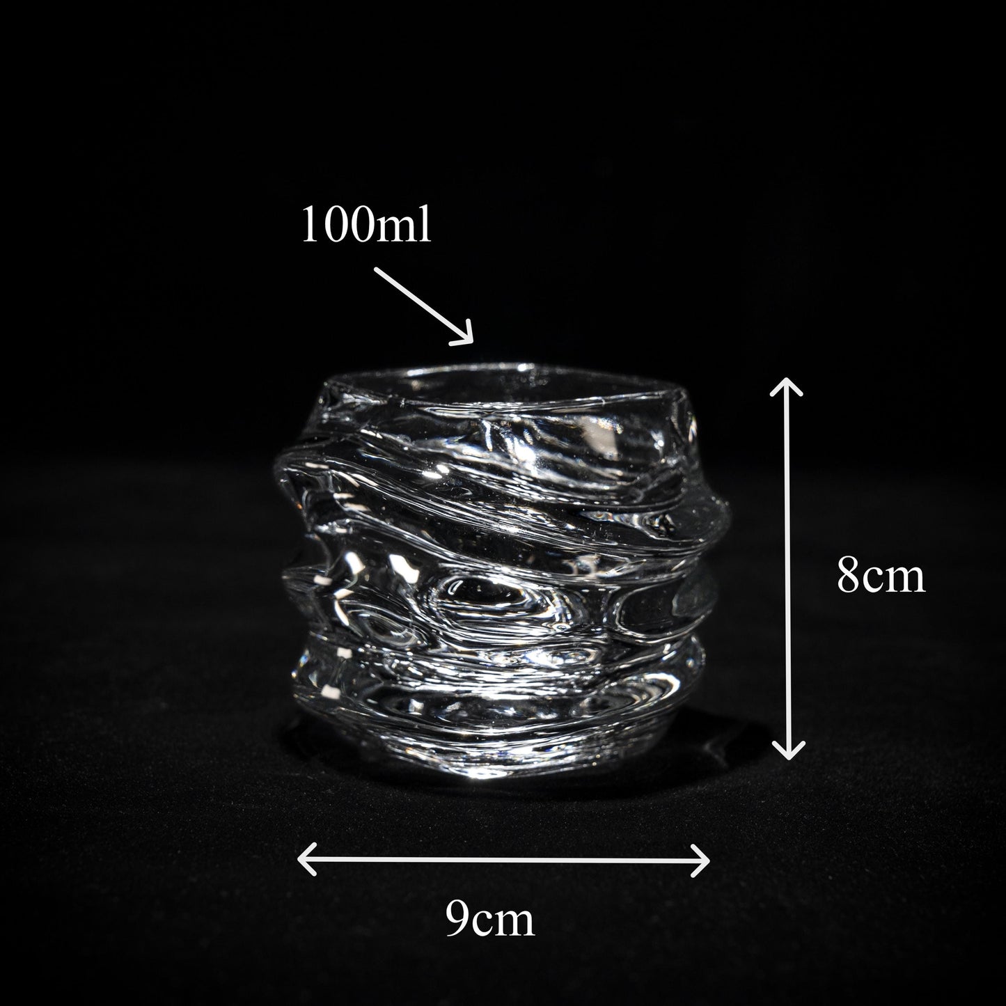 Waterflow Inspired Whiskey Glass Set - Heat Resistant, Flowing Design, Elegant Glassware, Ideal Gift for Whiskey Lovers, 100 ml