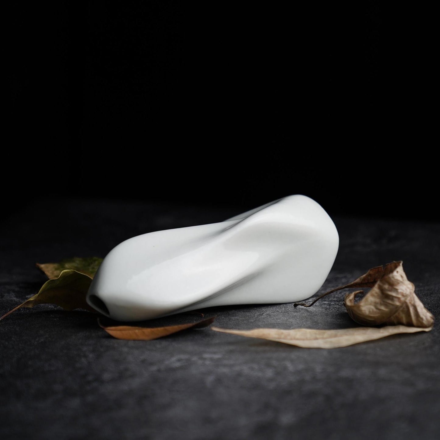 Handmade Ceramic Vase | Modern Minimalist Flower Vase, Unique Pottery for Home Decor, Elegant Art Decor for Fresh Flowers,Housewarming Gift