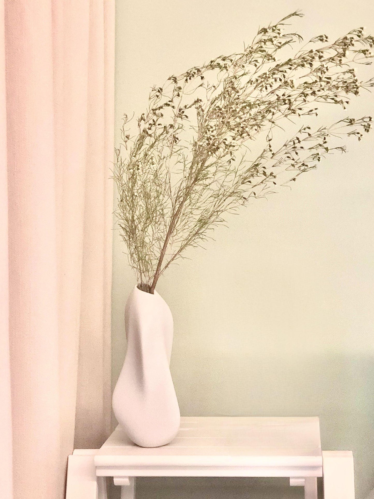 Flowing Clouds Ceramic Vase – Handmade Modern Decor