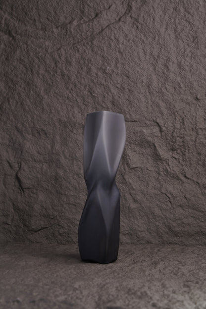 Frosted Glass Vase – Soft Elegance for Your Home