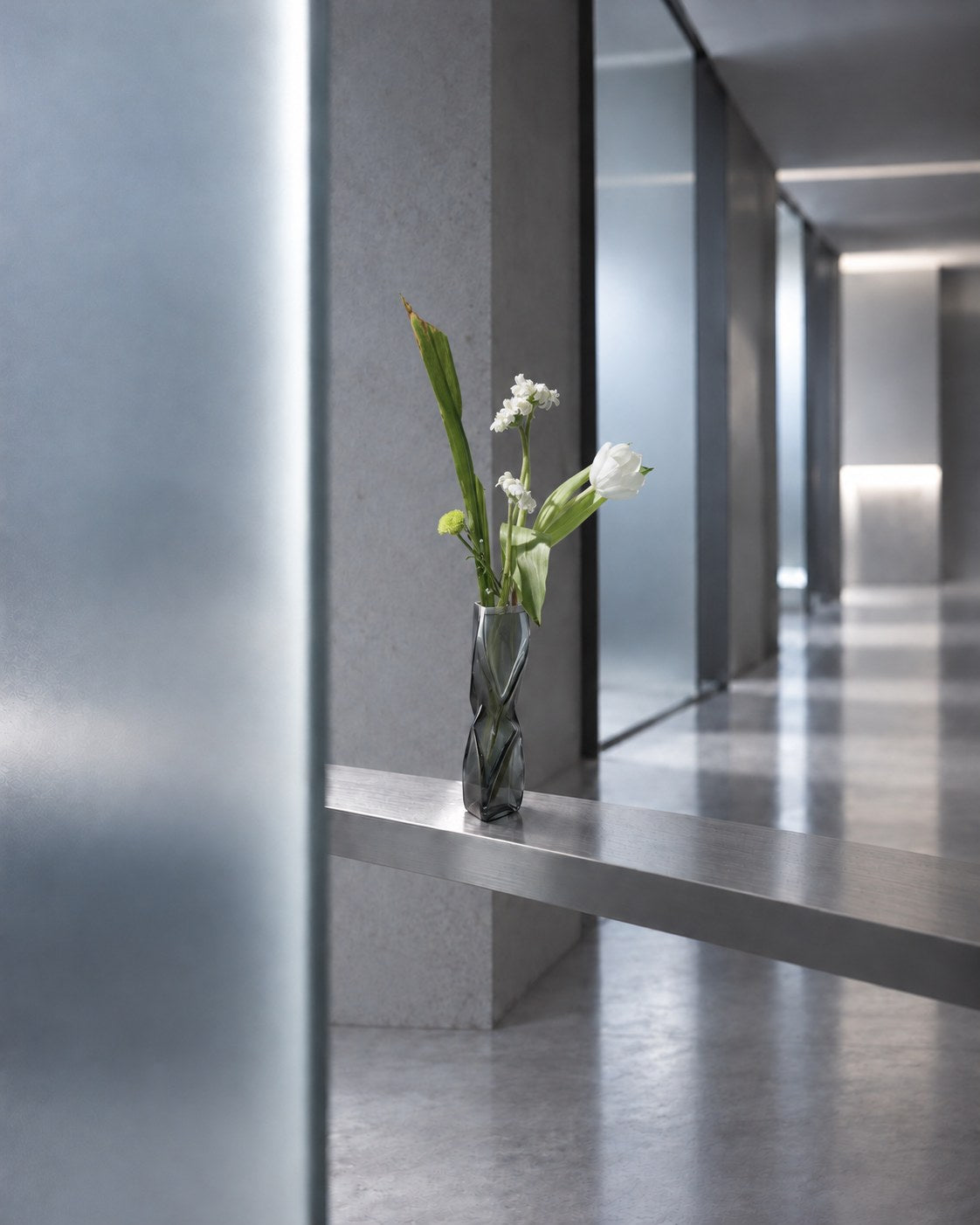 Glass Bud Vase, Clear