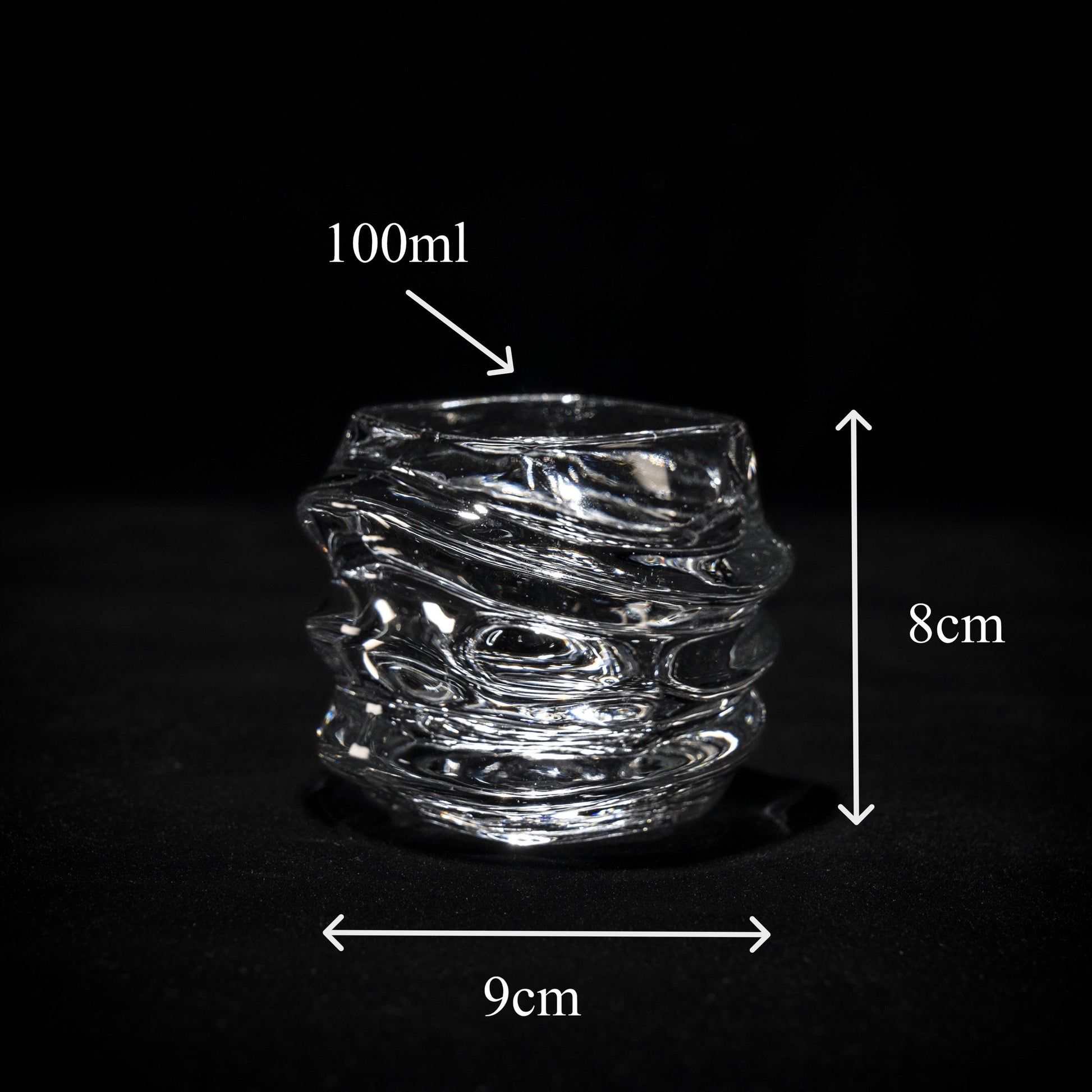 Waterflow Inspired Whiskey Glass Set - Heat Resistant, Flowing Design, Elegant Glassware,  Ideal Gift for Whiskey Lovers, 100 ml