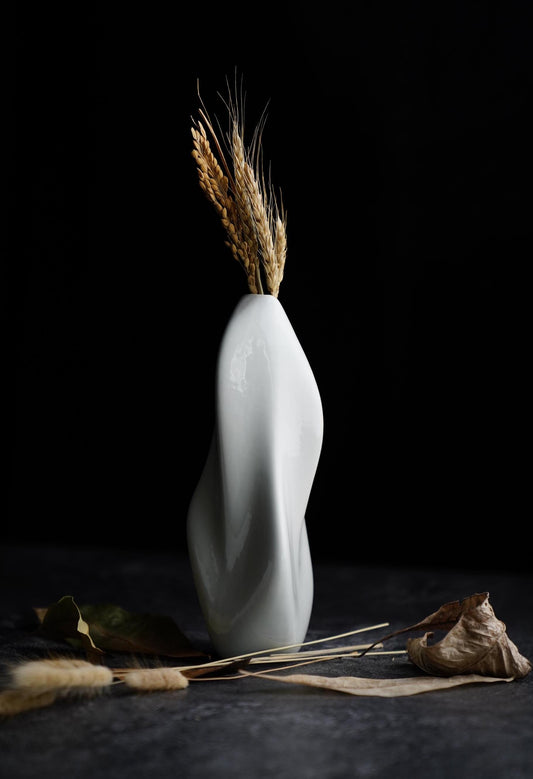 Handmade Ceramic Vase | Modern Minimalist Flower Vase, Unique Pottery for Home Decor, Elegant Art Decor for Fresh Flowers,Housewarming Gift